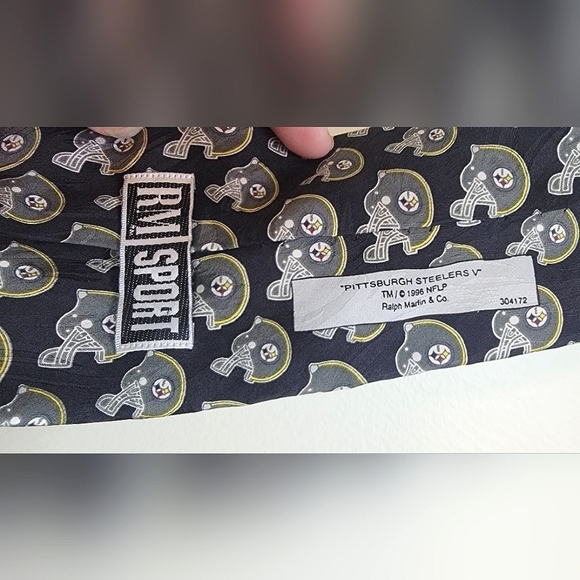 Vintage 90's Pittsburgh Steelers 100% Silk Tie, Made In USA - Picture 3 of 4